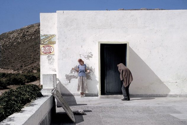 Jonathan Langran,  Libby + Souhail on the terrace, Djorf el Yahoudi, Safi
